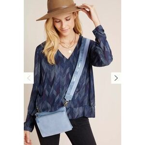 Cloth & Stone Anthropologie Blue Boho Tiered Blouse Rayon Top L